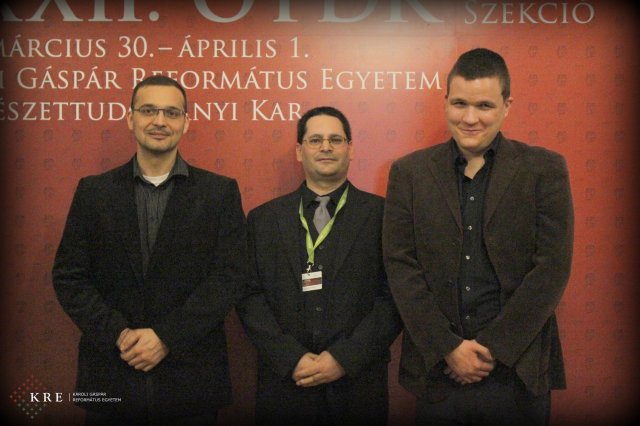 OTDK fal előtt készült képek